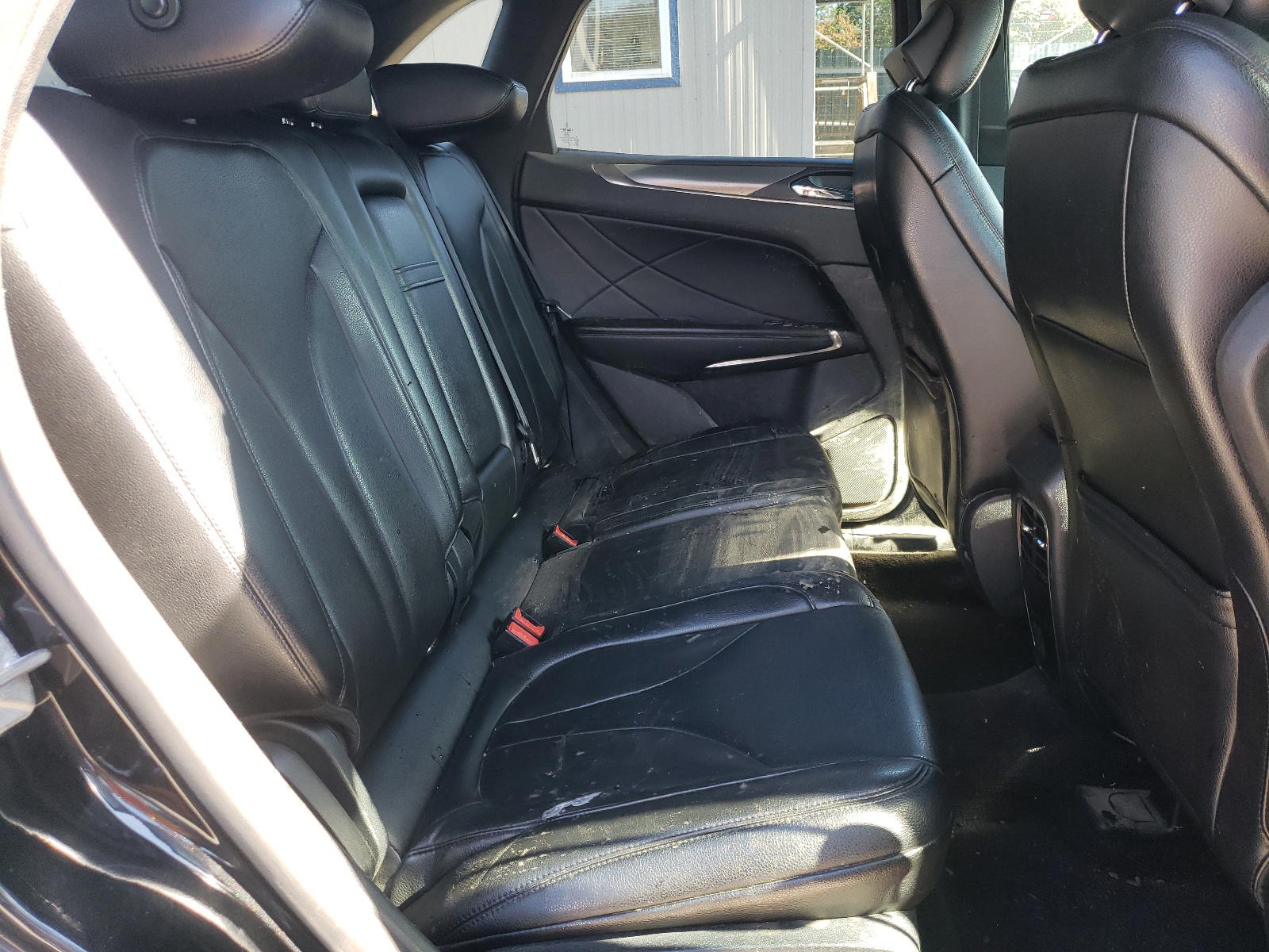 Photo 6 from auction – 2015 LINCOLN MKC with VIN 5LMCJ2A92FUJ44887