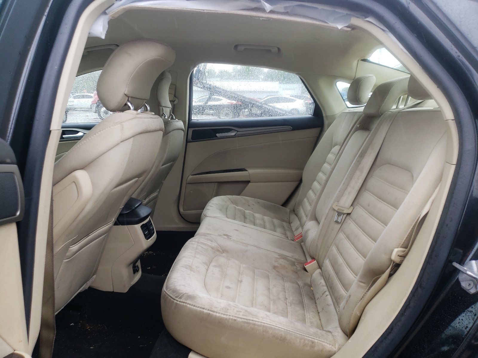 Photo 6 from auction – 2014 FORD FUSION SE with VIN 3FA6P0H78ER137613
