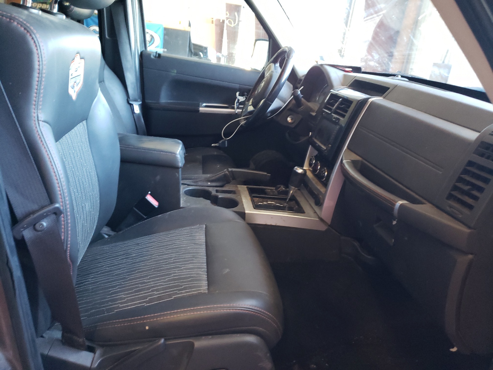 Photo 5 from auction – 2012 JEEP LIBERTY SP with VIN 1C4PJMAK0CW129814