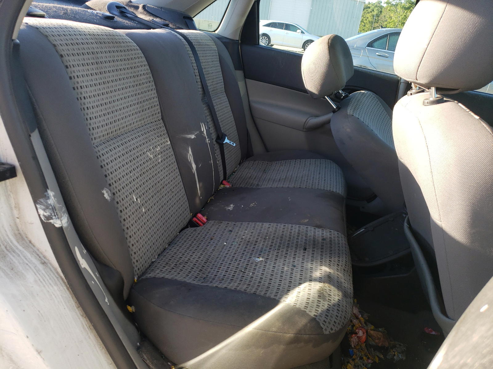 Photo 6 from auction – 2007 FORD FOCUS with VIN 1FAFP34N37W186689