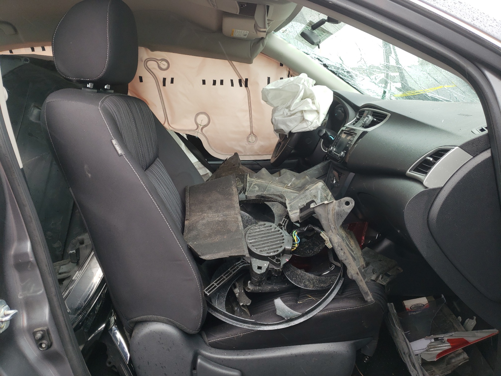 Photo 5 from auction – 2018 NISSAN SENTRA with VIN 3N1AB7AP6JL626324