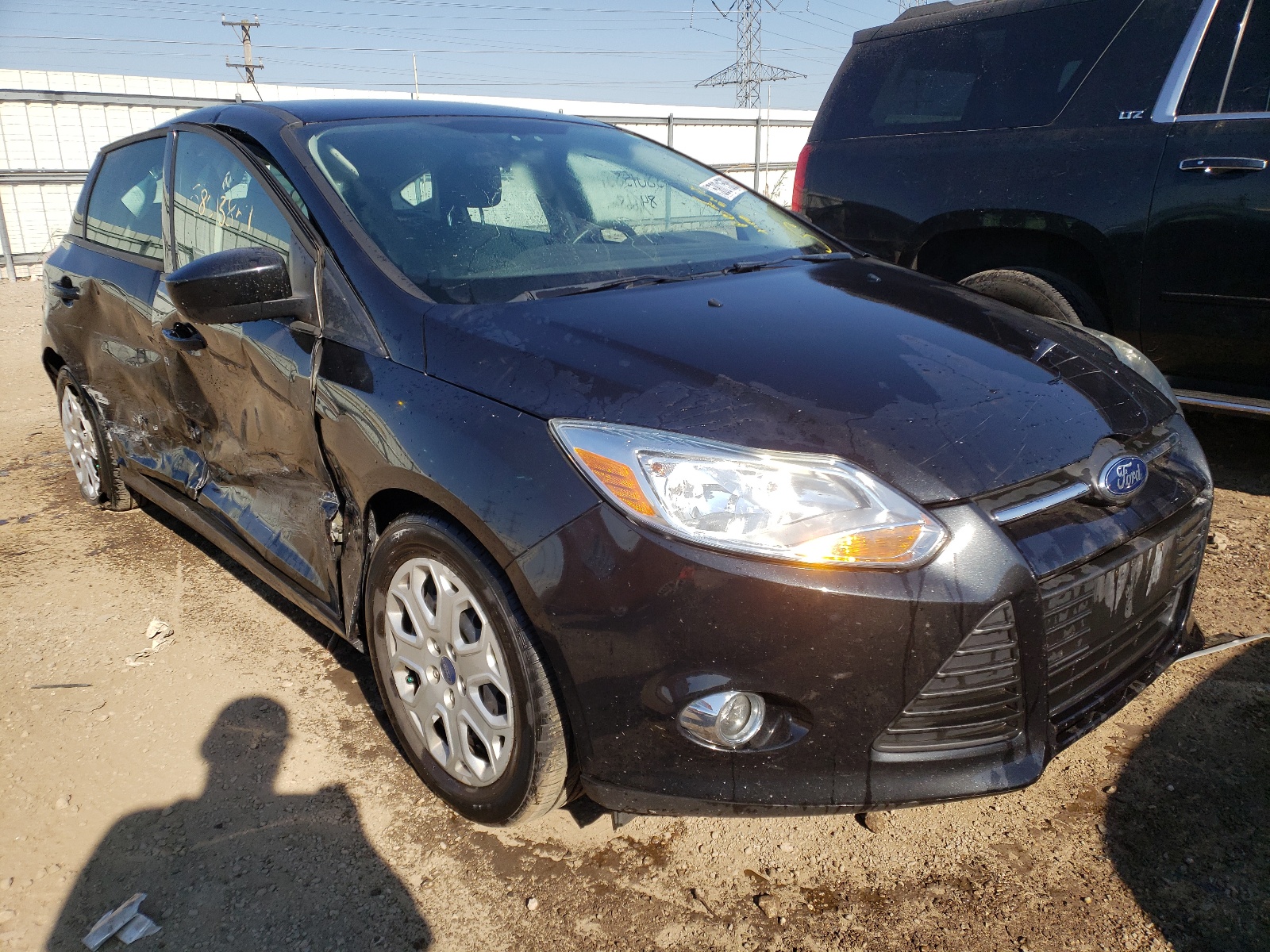 FORD FOCUS SE 2012 z numerem VIN 1FAHP3K26CL353611 - Zdjęcie z aukcji
