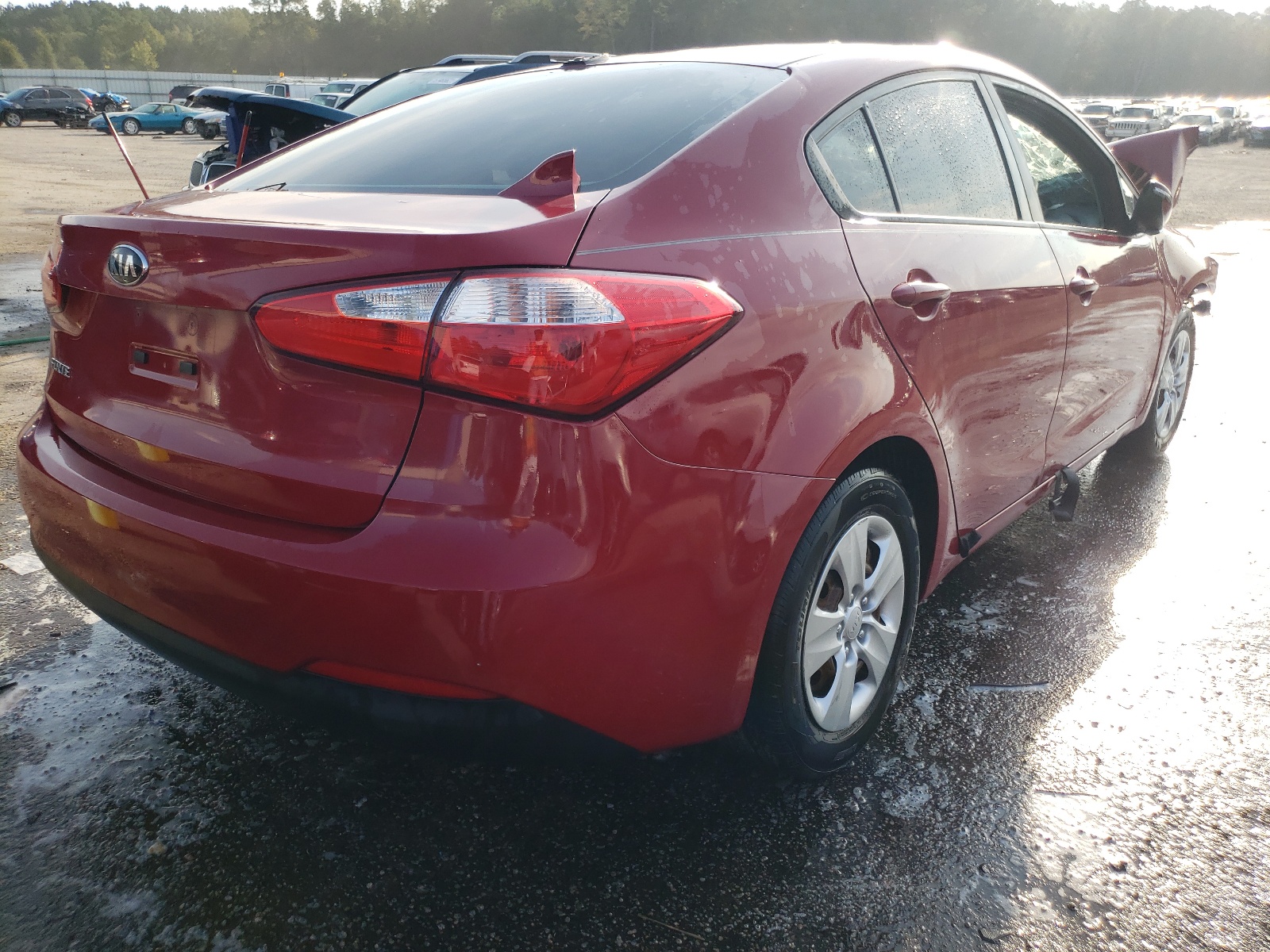 Photo 4 from auction – 2015 KIA FORTE LX with VIN KNAFX4A61F5373380