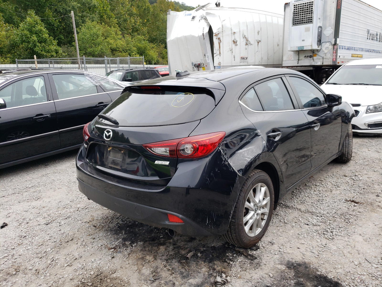 Photo 4 from auction – 2014 MAZDA 3 TOURING with VIN JM1BM1L72E1102476