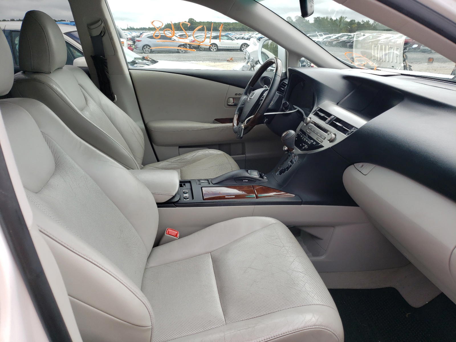 Photo 5 from auction – 2010 LEXUS UK with VIN 2T2ZK1BA5AC030997