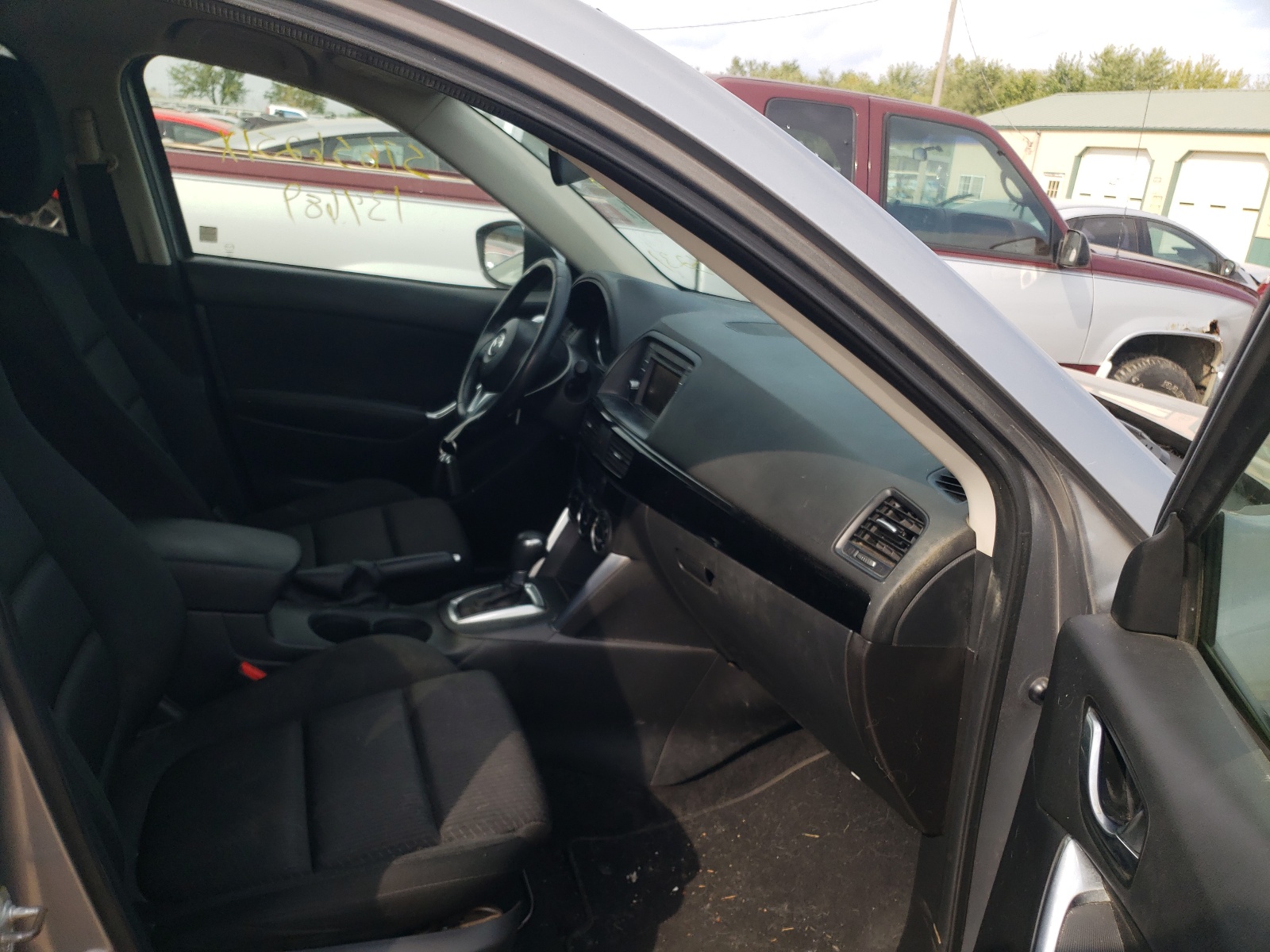Photo 5 from auction – 2015 MAZDA CX-5 TOURI with VIN JM3KE2CY1F0435231