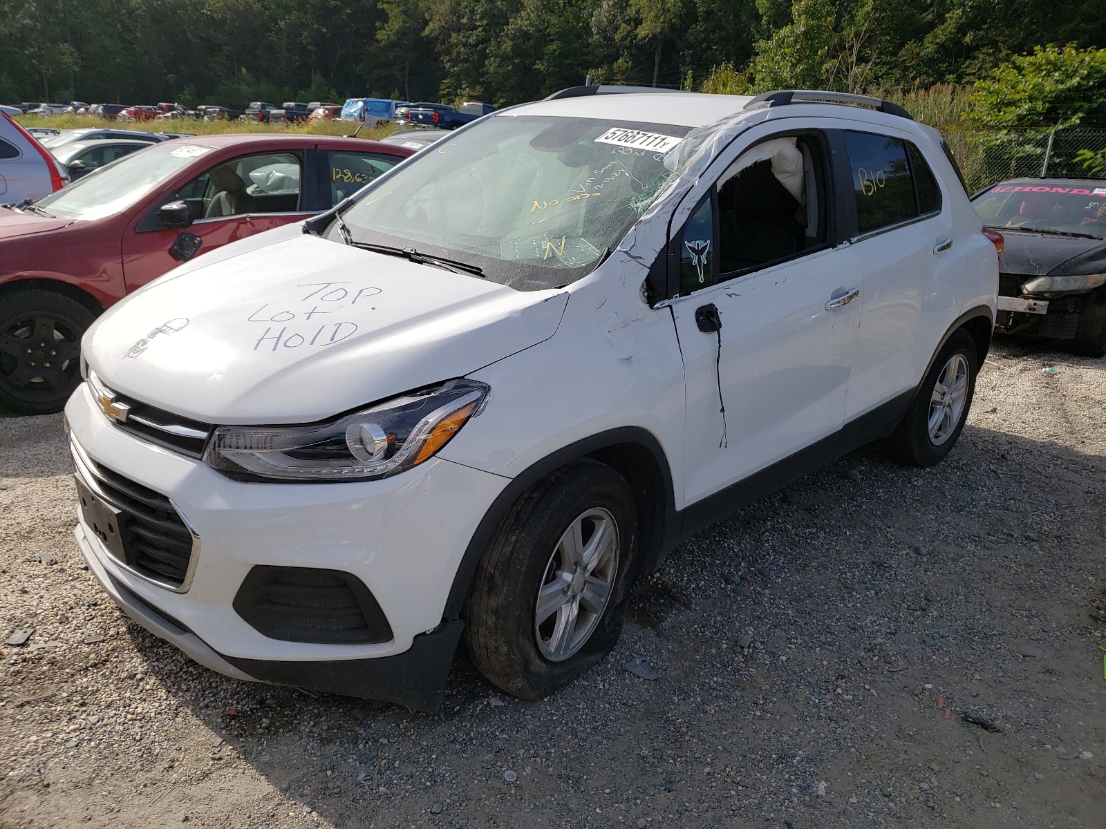 Photo 2 from auction – 2019 CHEVROLET TRAX 1LT with VIN 3GNCJLSB5KL143680