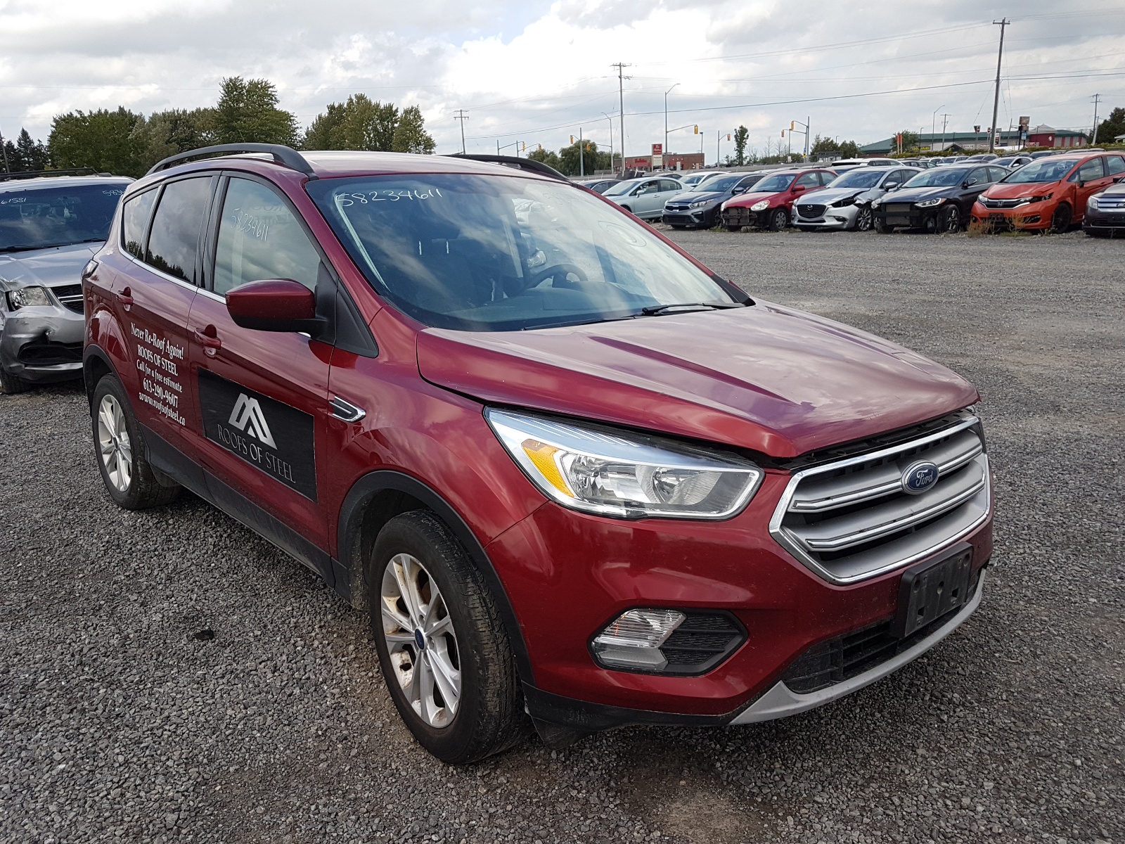 Zdjęcie 1 z aukcji – 2017 FORD ESCAPE SE z VIN 1FMCU0GD5HUD69172