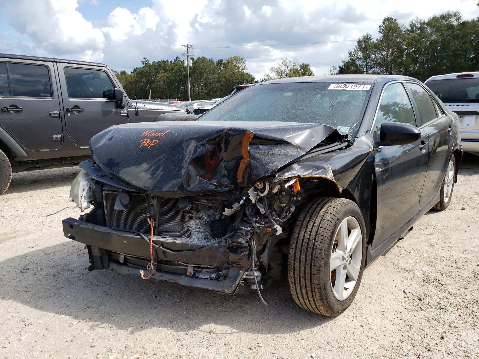 Photo 2 from auction – 2014 TOYOTA CAMRY L with VIN 4T1BF1FK4EU743925