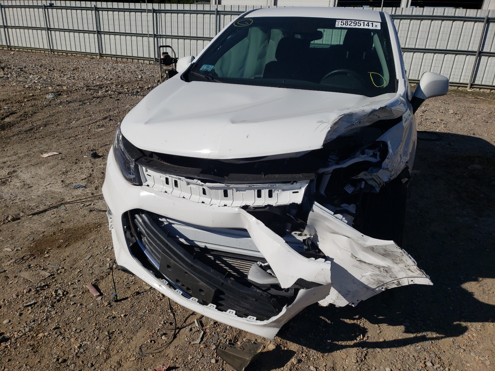 Photo 9 from auction – 2020 CHEVROLET TRAX LS with VIN KL7CJKSB6LB071407