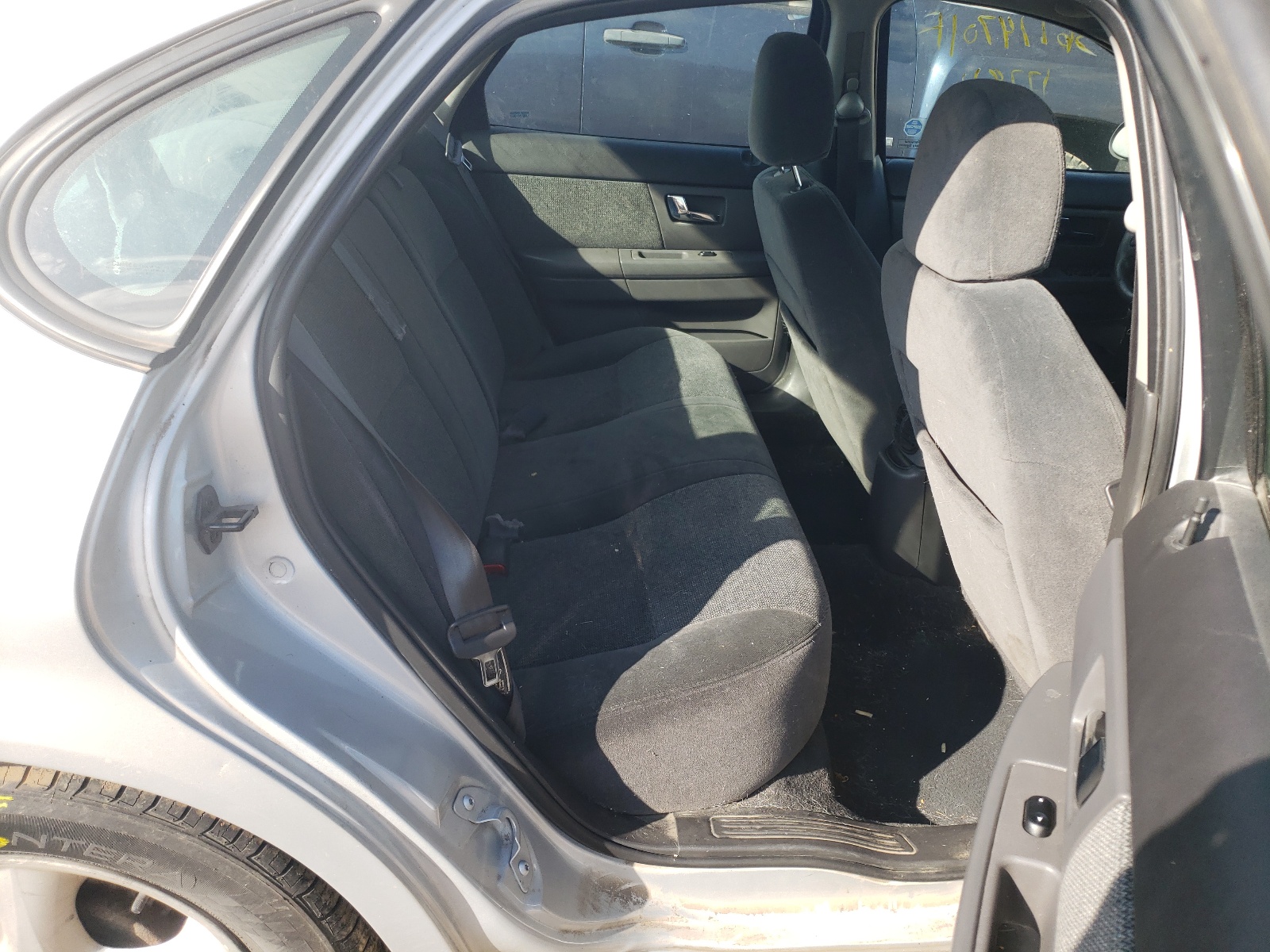 Фото 6 с аукциона – 2000 FORD TAURUS SES с VIN 1FAFP55S5YA182061