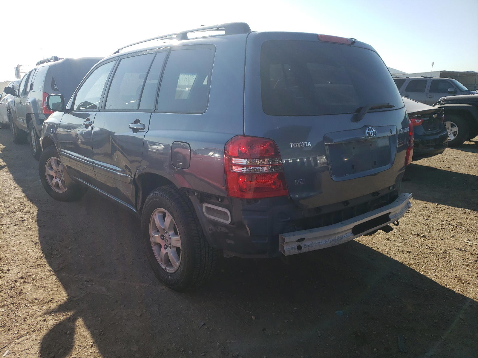 Photo 3 from auction – 2002 TOYOTA HIGHLANDER with VIN JTEHF21A020047466