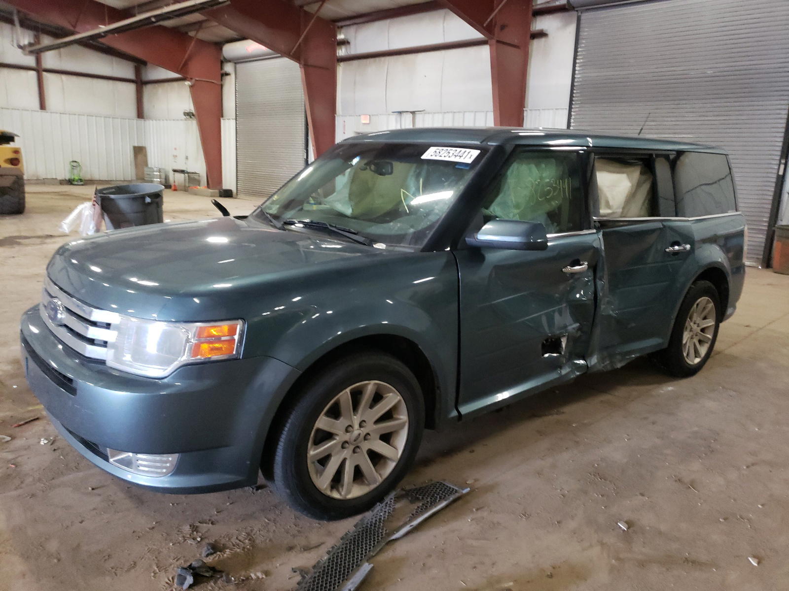 Photo 2 from auction – 2010 FORD FLEX SEL with VIN 2FMGK5CC9ABB30527