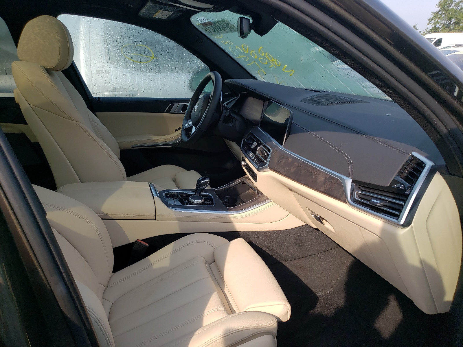 Photo 5 from auction – 2021 BMW X5 XDRIVE4 with VIN 5UXCR6C03M9E98666