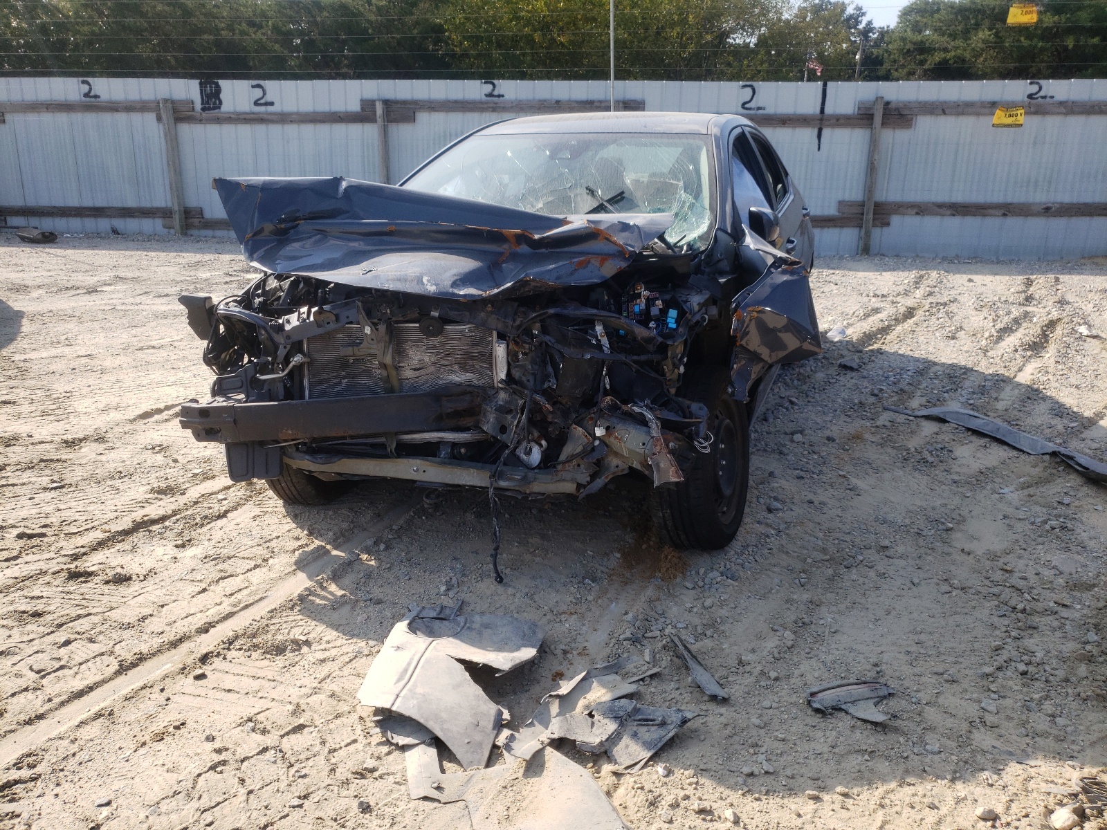 Photo 2 from auction – 2018 TOYOTA COROLLA L with VIN 5YFBURHE8JP804040