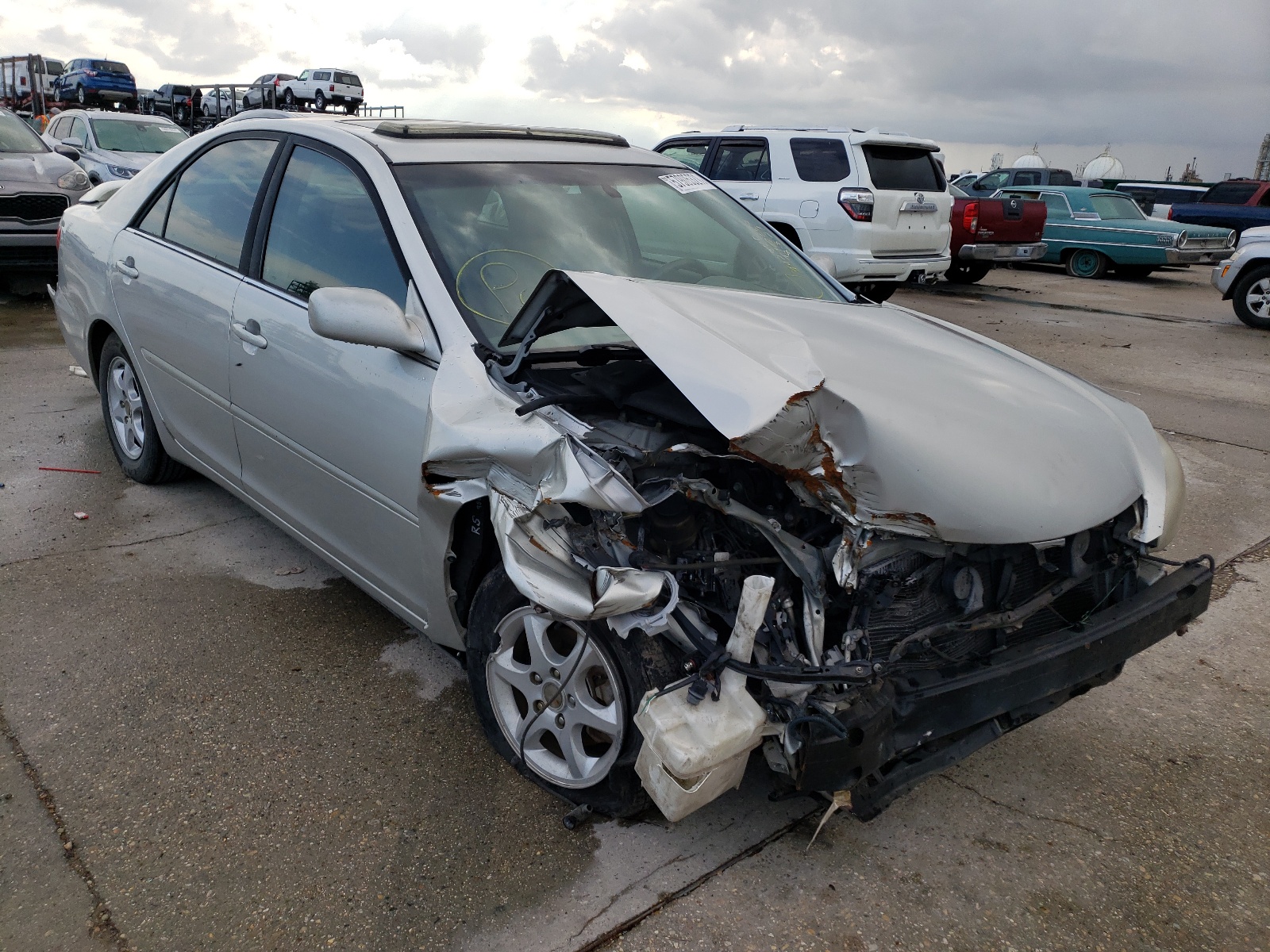 TOYOTA CAMRY LE 2005 with VIN 4T1BE32K45U618623 - Photo from auction