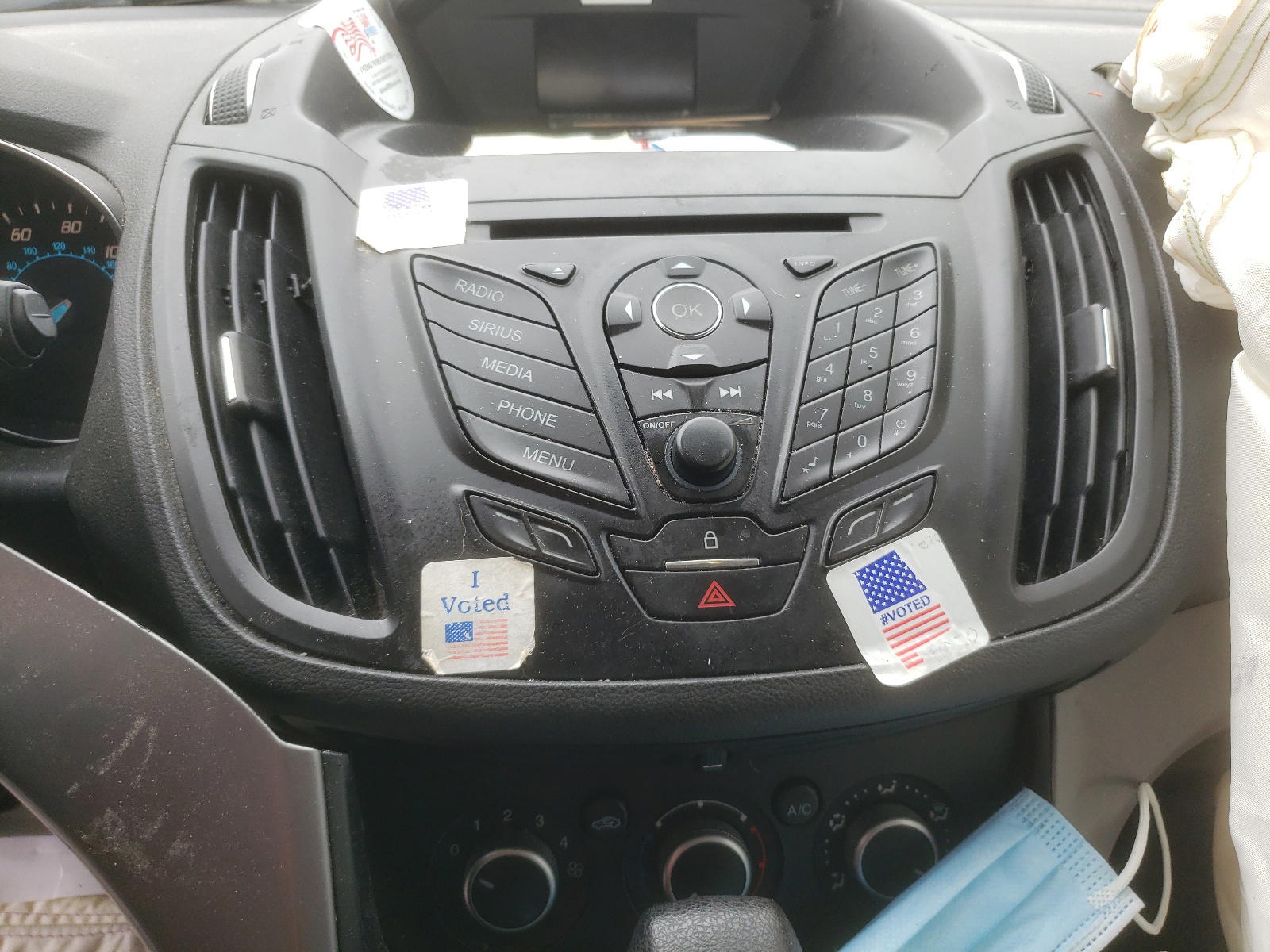 Photo 9 from auction – 2016 FORD ESCAPE SE with VIN 1FMCU0G71GUC34005