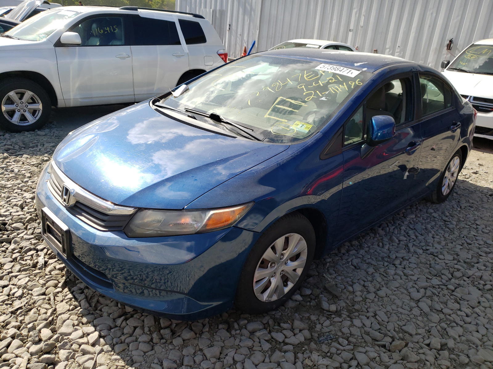 Photo 2 from auction – 2012 HONDA CIVIC LX with VIN 2HGFB2F51CH511642