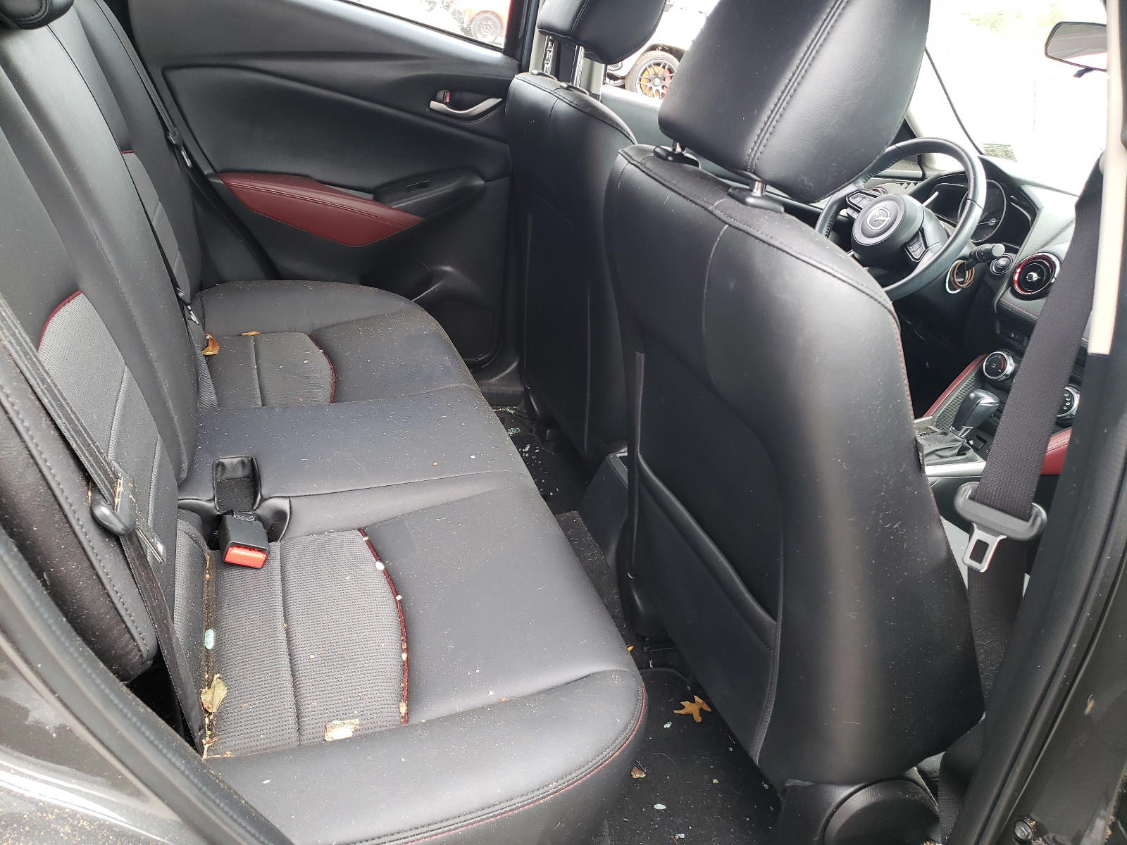 Photo 6 from auction – 2018 MAZDA CX-3 TOURI with VIN JM1DKFC73J0311527