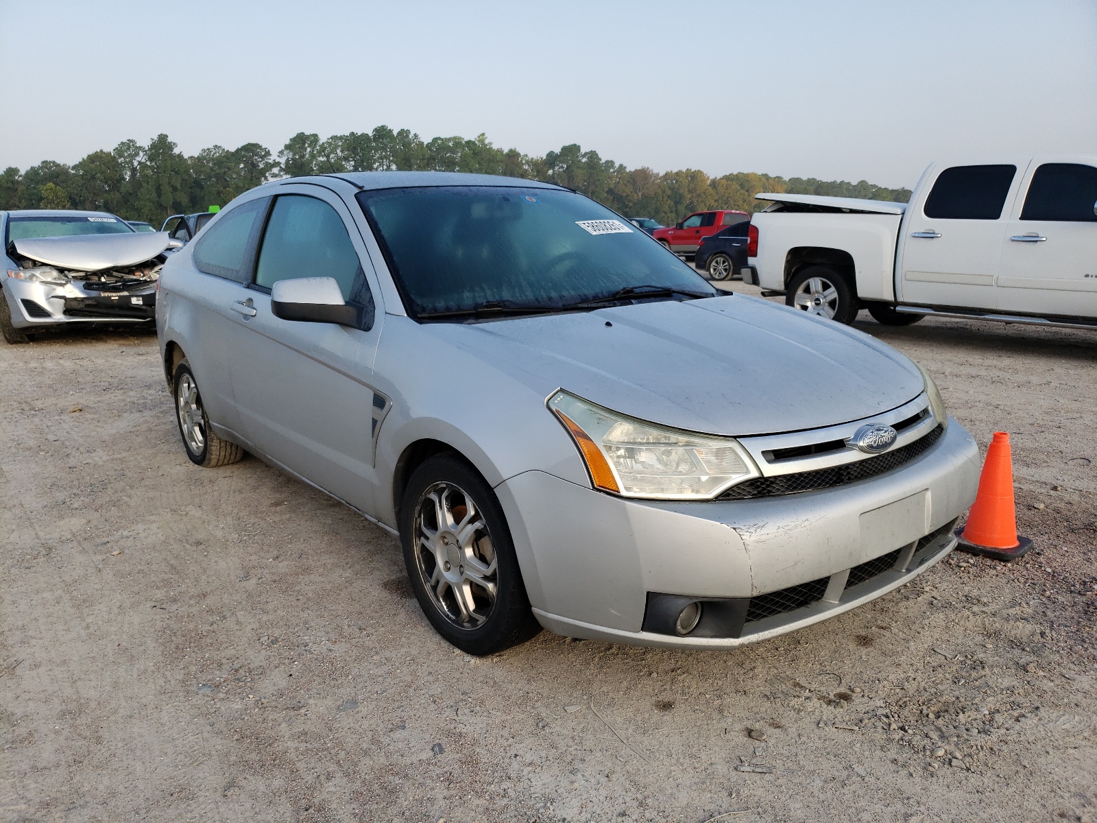 Photo 1 from auction – 2008 FORD FOCUS SE with VIN 1FAHP33N88W212702