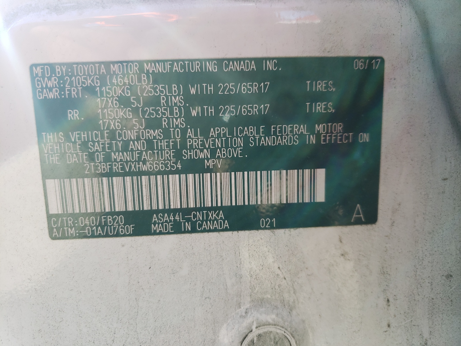 Photo 10 from auction – 2017 TOYOTA RAV4 LE with VIN 2T3BFREVXHW666354