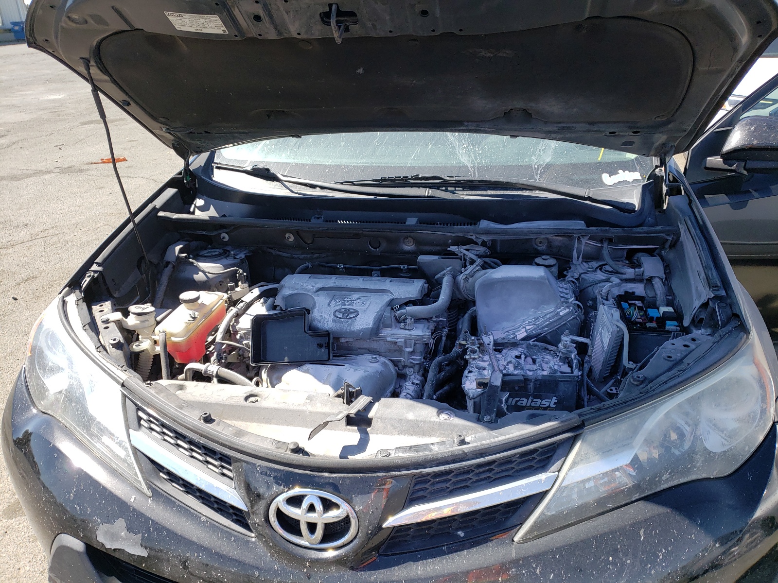 Photo 7 from auction – 2015 TOYOTA RAV4 LIMIT with VIN 2T3YFREV5FW177951