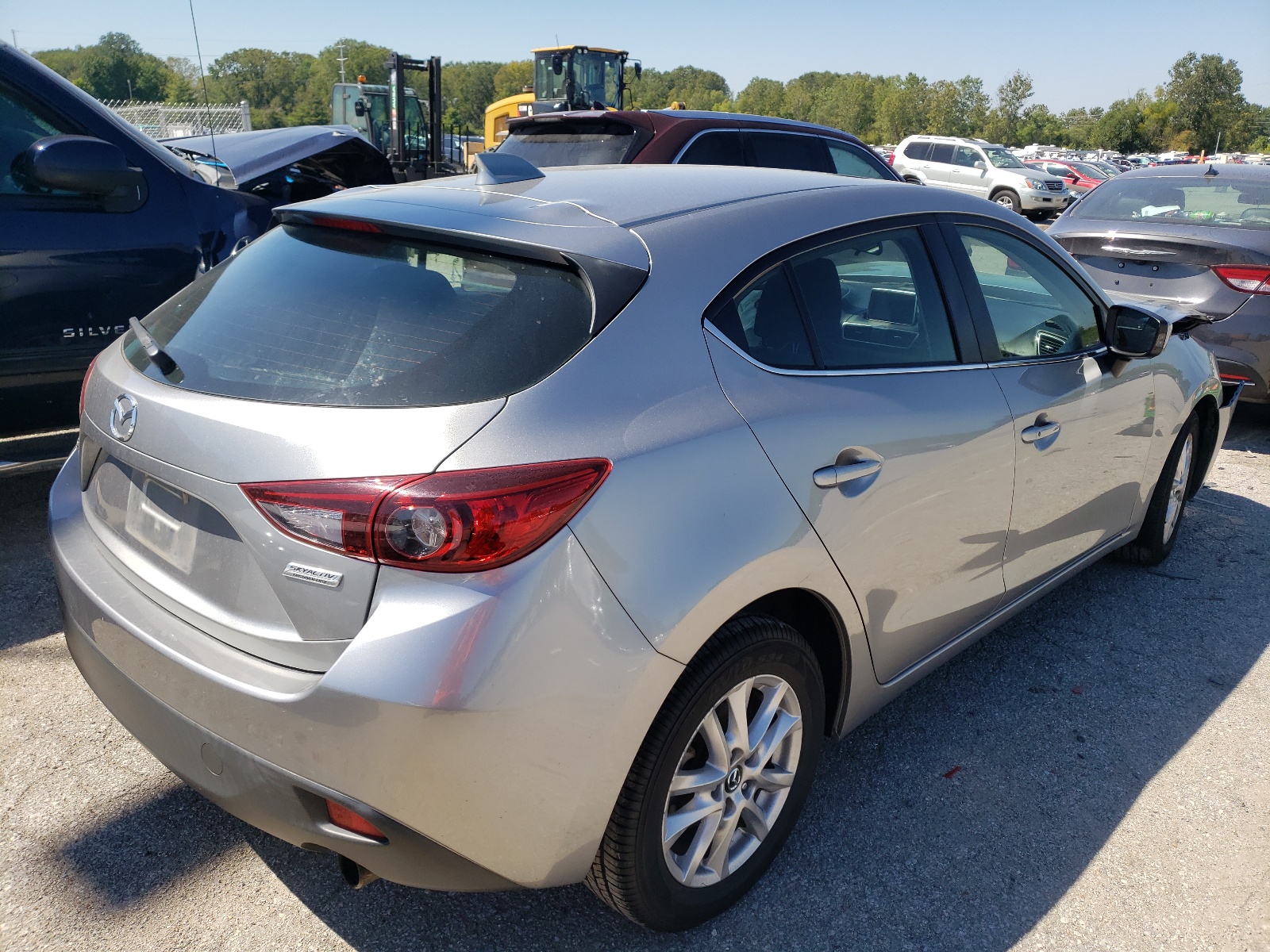 Photo 4 from auction – 2015 MAZDA 3 TOURING with VIN 3MZBM1L71FM153260