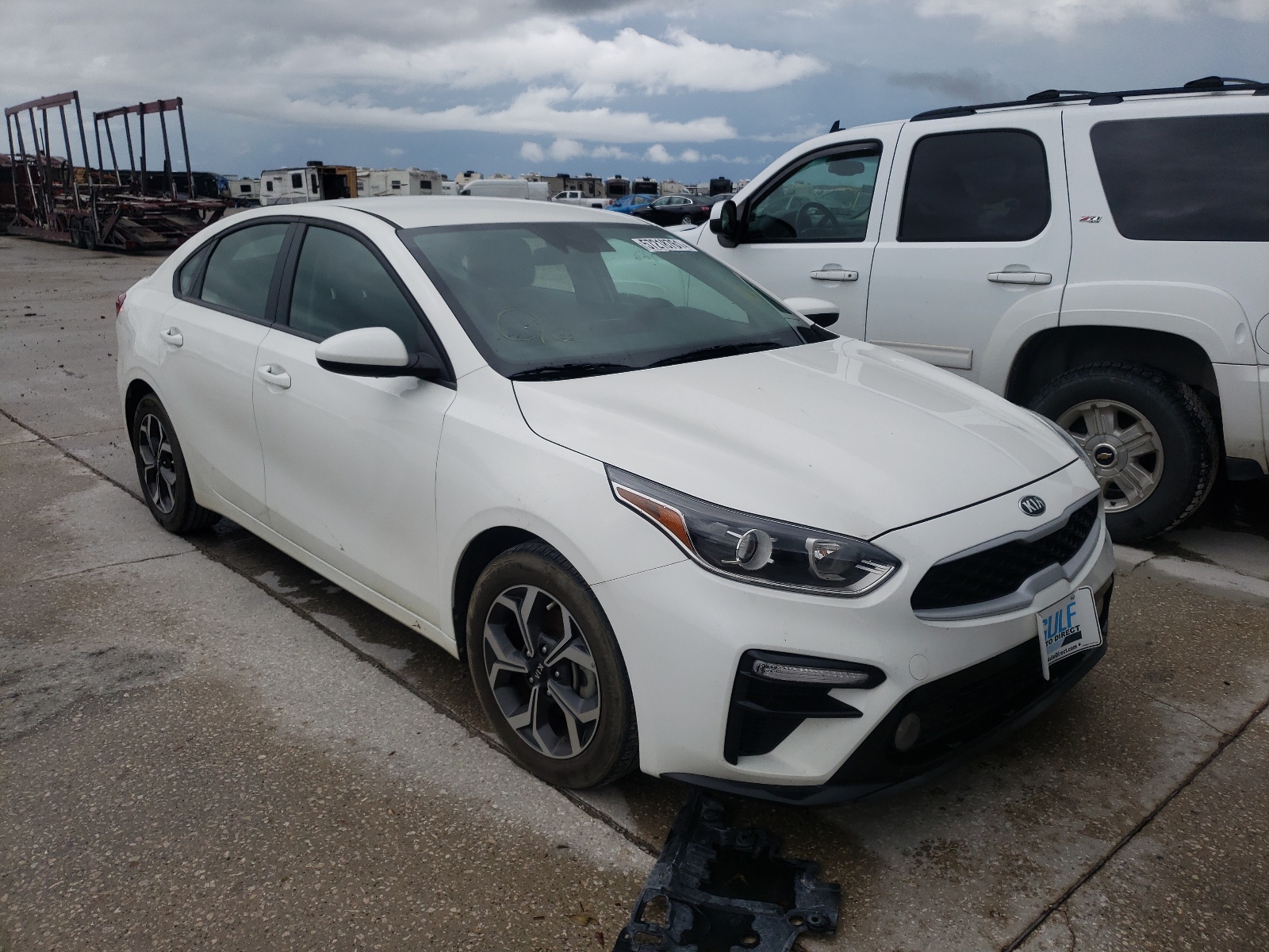 KIA FORTE FE 2019 with VIN 3KPF24ADXKE091043 - Photo from auction