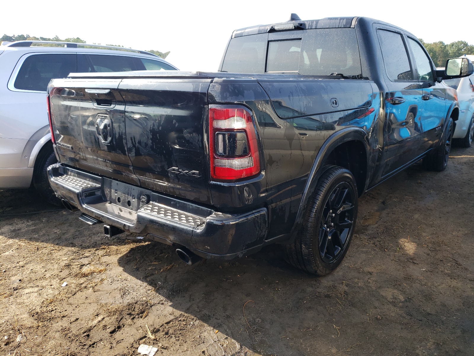 Photo 4 from auction – 2021 RAM 1500 LARAM with VIN 1C6SRFJT6MN568473
