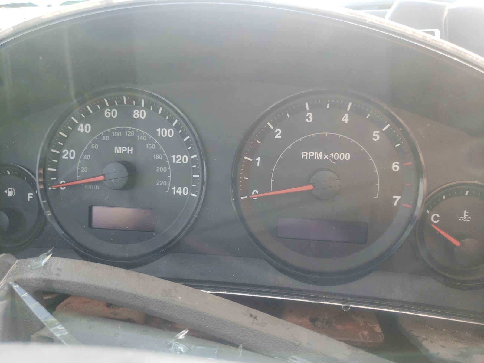 Photo 8 from auction – 2005 JEEP GRAND CHER with VIN 1J4HS48N55C688923