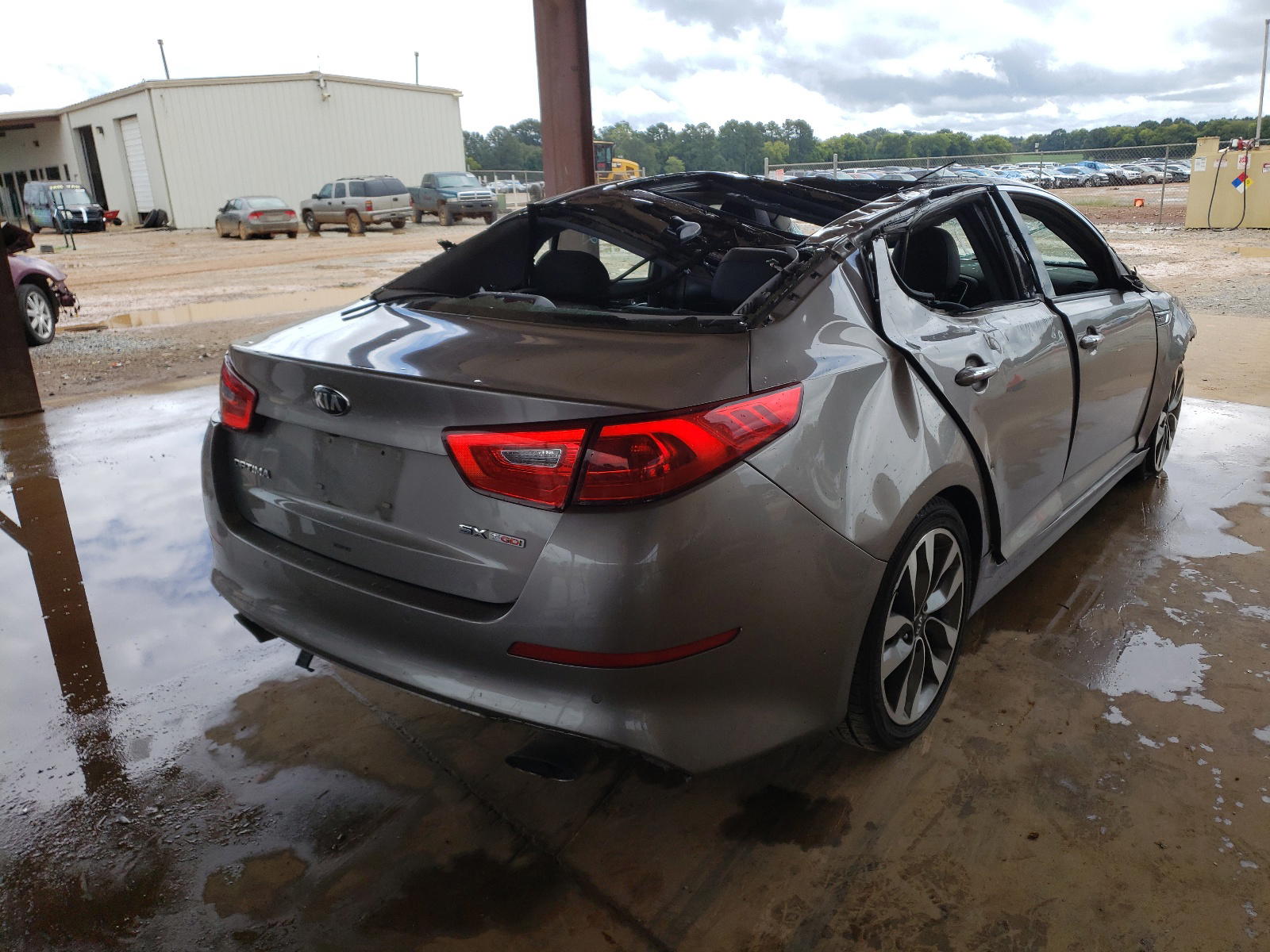 Photo 4 from auction – 2014 KIA OPTIMA SX with VIN 5XXGR4A66EG266725