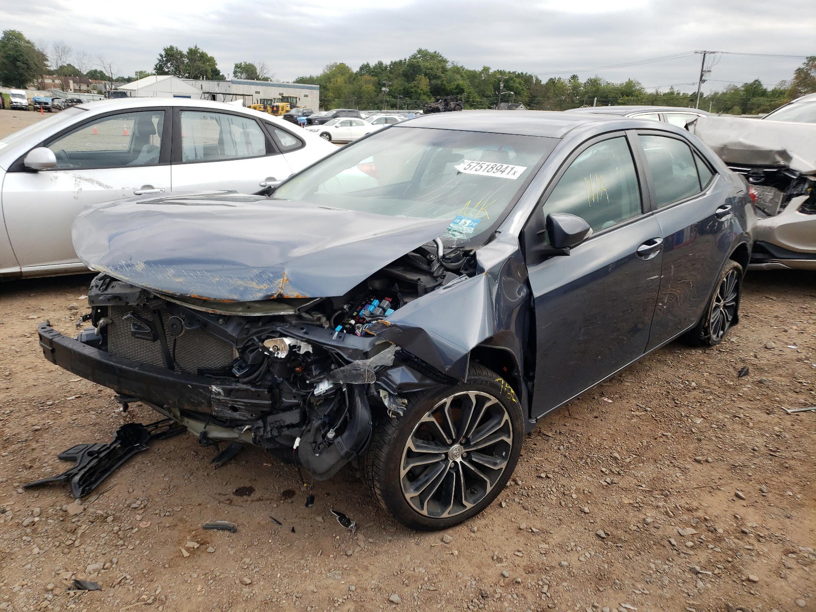 Photo 2 from auction – 2015 TOYOTA COROLLA L with VIN 2T1BURHE8FC397067