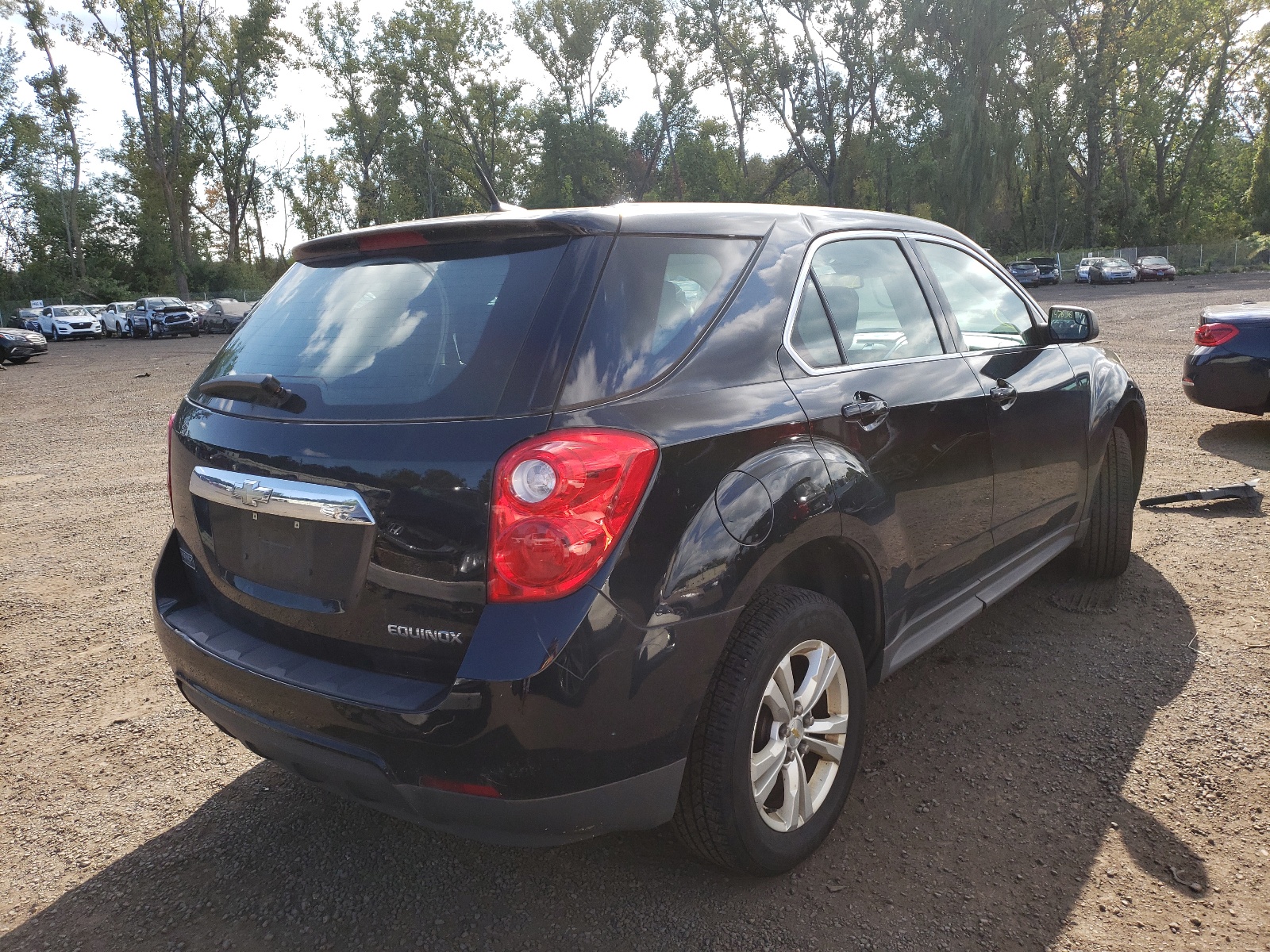 Photo 4 from auction – 2012 CHEVROLET EQUINOX LS with VIN 2GNALBEK1C1248985