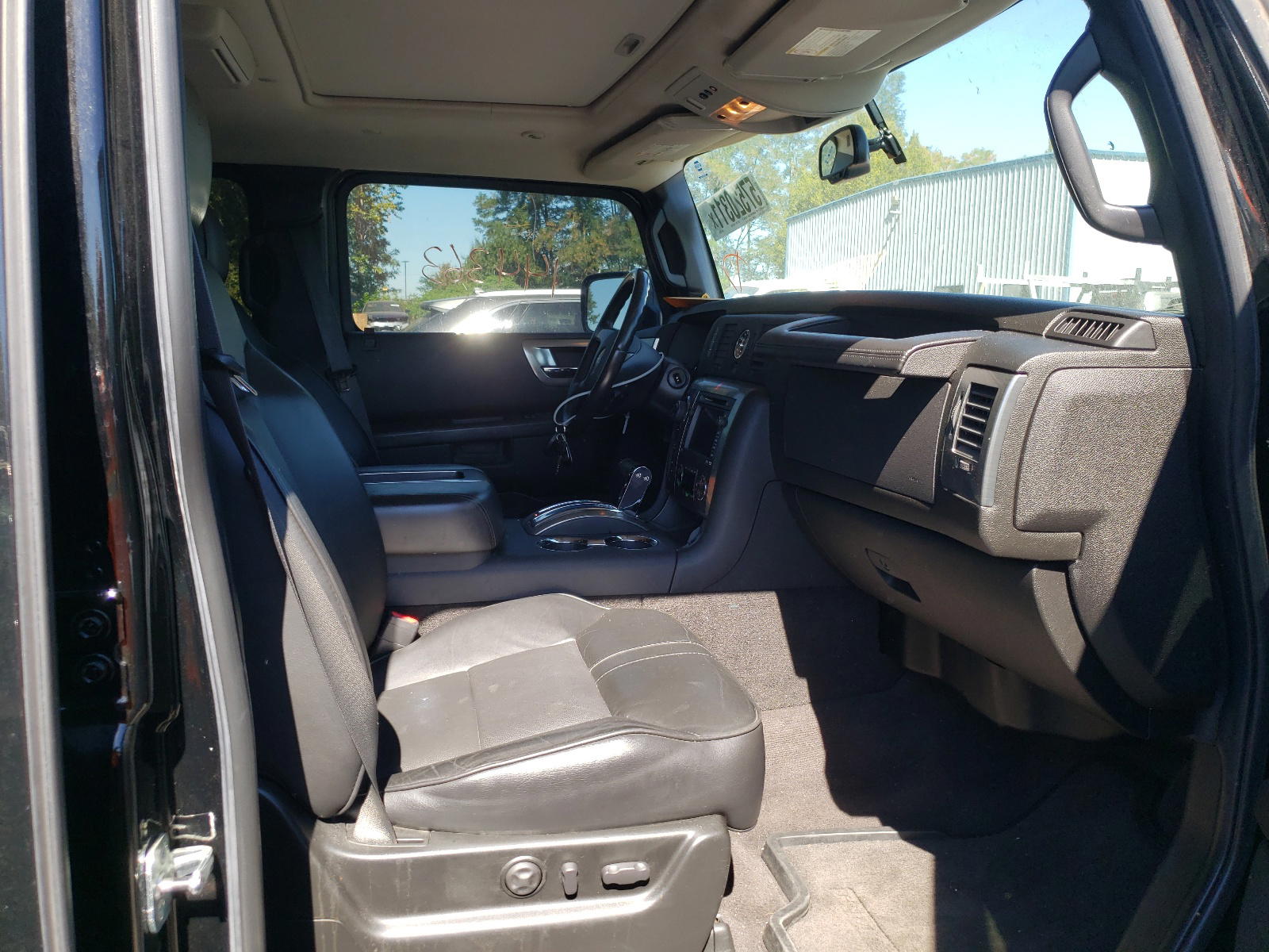 Photo 5 from auction – 2008 HUMMER H2 with VIN 5GRGN23898H108769