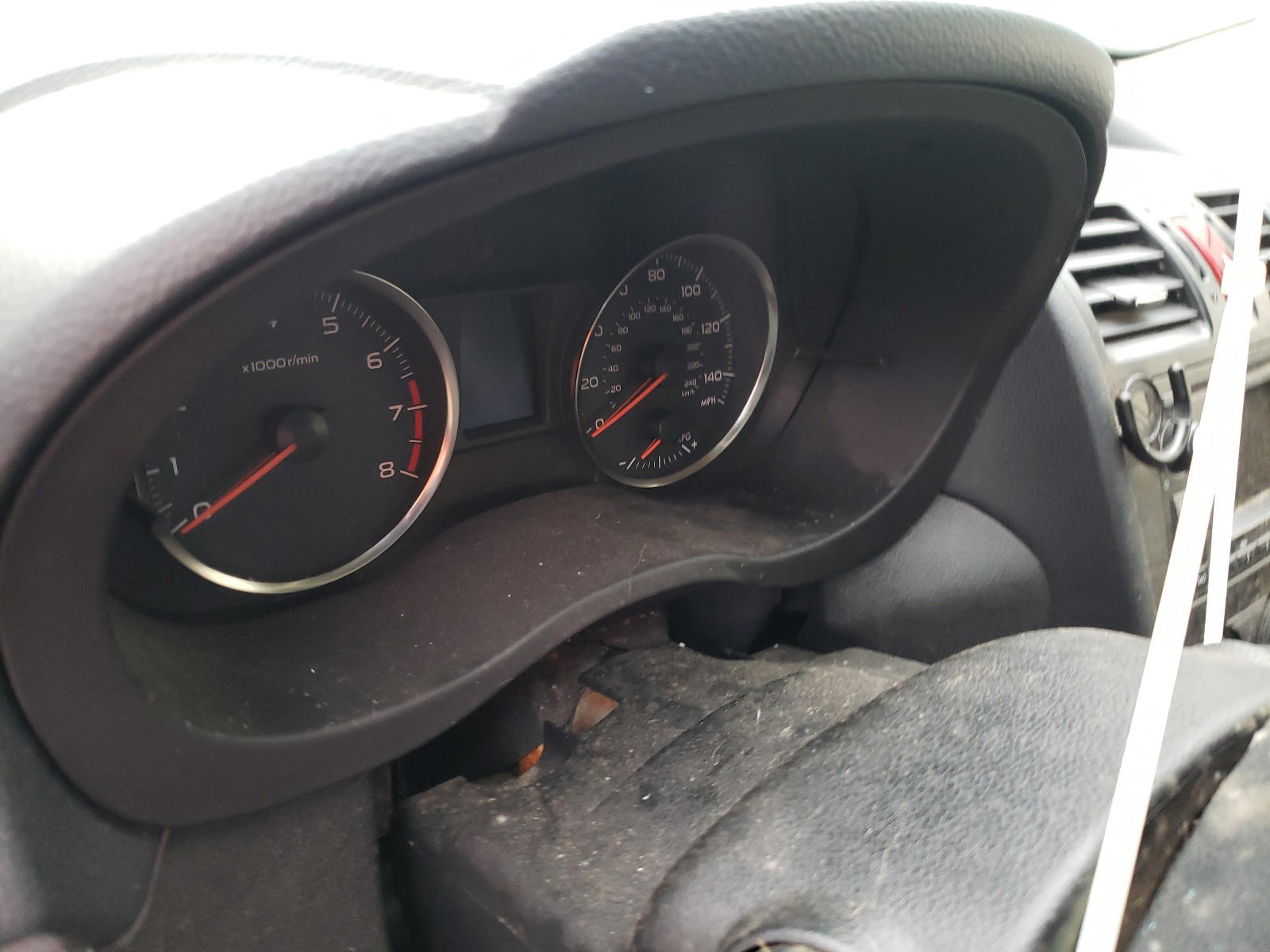 Photo 8 from auction – 2013 SUBARU XV CROSSTR with VIN JF2GPAGC3DH875047