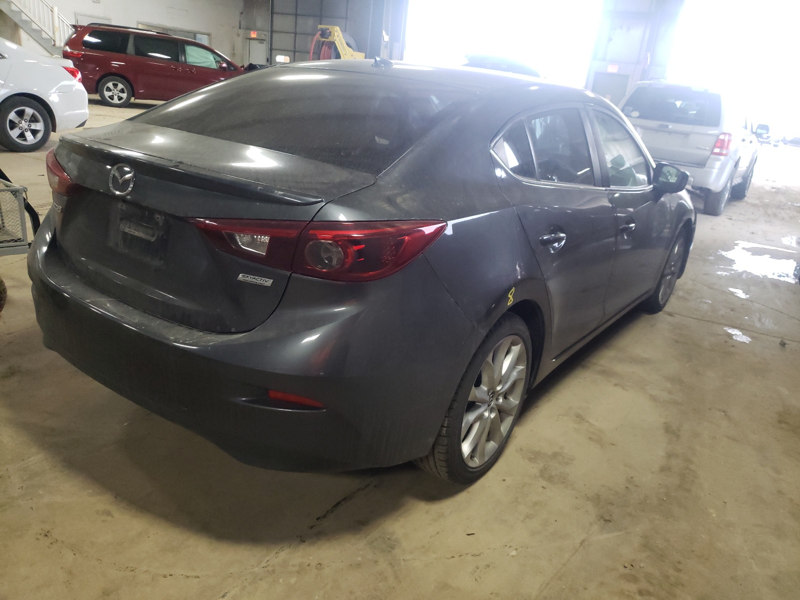 Photo 4 from auction – 2014 MAZDA 3 TOURING with VIN JM1BM1V38E1140840