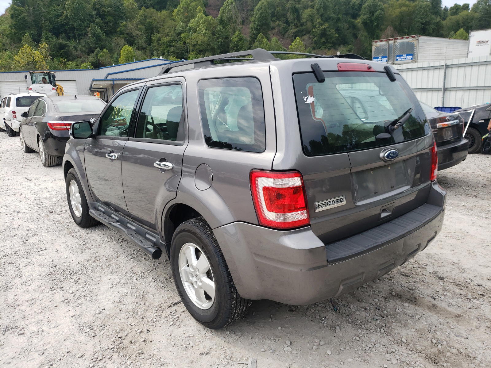 Photo 3 from auction – 2012 FORD ESCAPE XLS with VIN 1FMCU0C74CKA62709