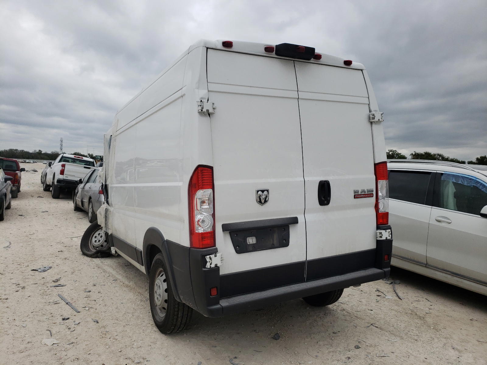 Photo 3 from auction – 2020 RAM PROMASTER with VIN 3C6TRVBG2LE103448