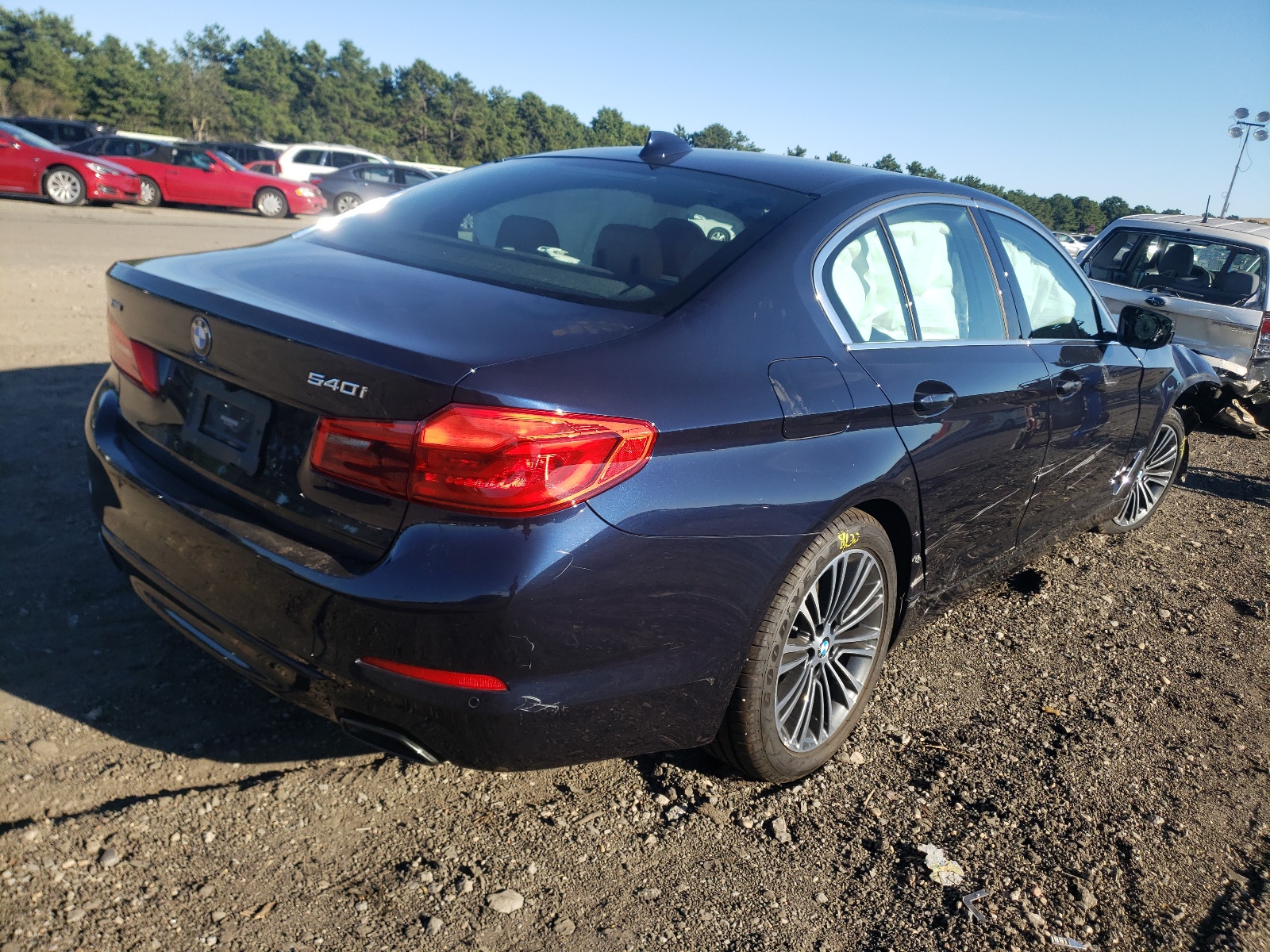 Photo 4 from auction – 2019 BMW 540 XI with VIN WBAJE7C56KG892574