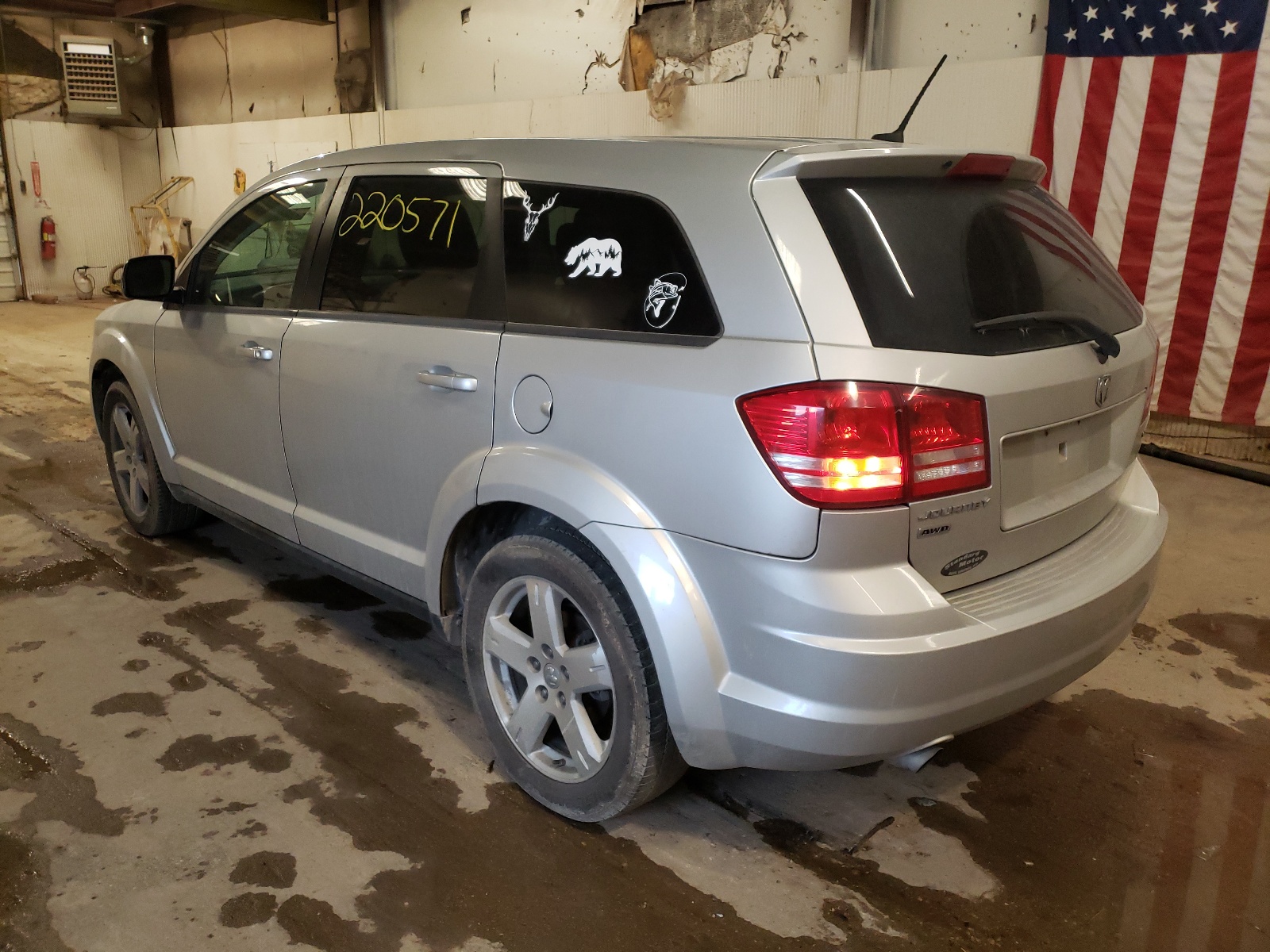 Photo 3 from auction – 2009 DODGE JOURNEY SX with VIN 3D4GH57V29T212388