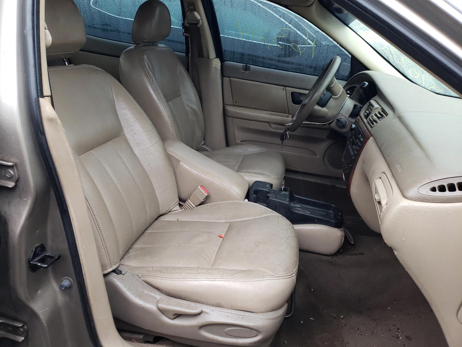 Photo 5 from auction – 2005 MERCURY SABLE LS P with VIN 1MEFM55S65A606117