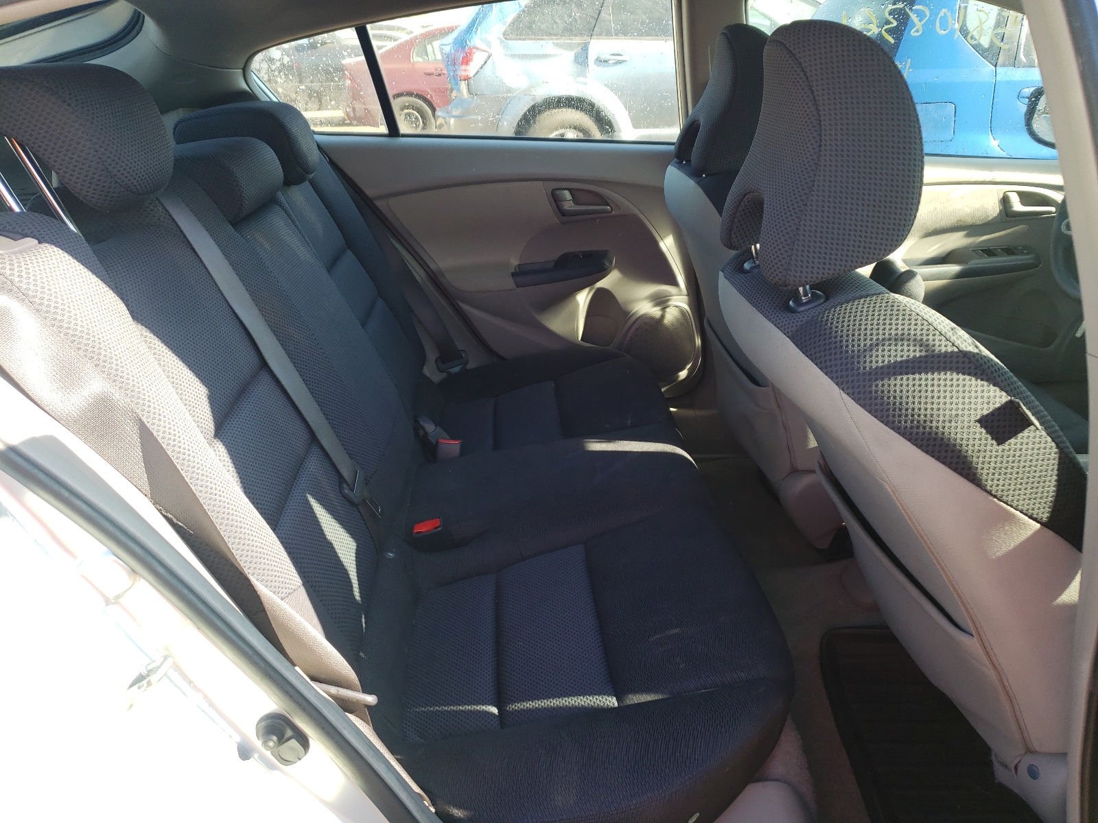 Photo 6 from auction – 2010 HONDA INSIGHT EX with VIN JHMZE2H70AS001790