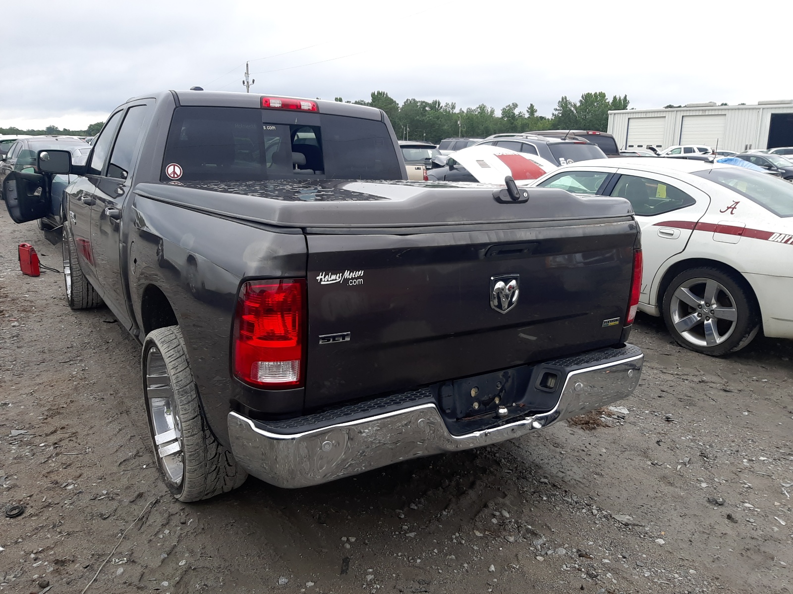 Photo 3 from auction – 2015 RAM 1500 SLT with VIN 1C6RR6LG1FS534704