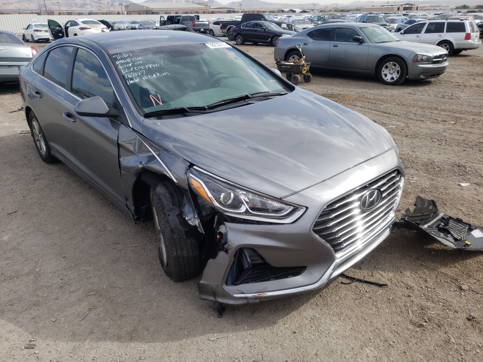 HYUNDAI SONATA SE 2019 with VIN 5NPE24AF8KH733901 - Photo from auction