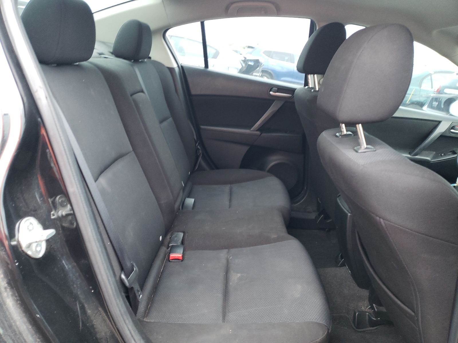 صورة رقم 6 من المزاد - 2011 MAZDA 3 I مع VIN JM1BL1VG8B1358617