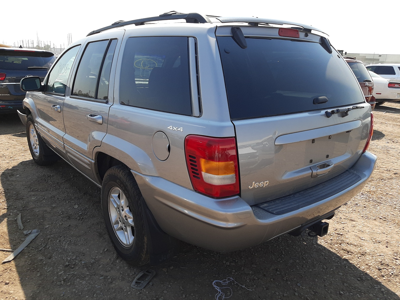Photo 3 from auction – 2000 JEEP GRAND CHER with VIN 1J4GW58N9YC186474