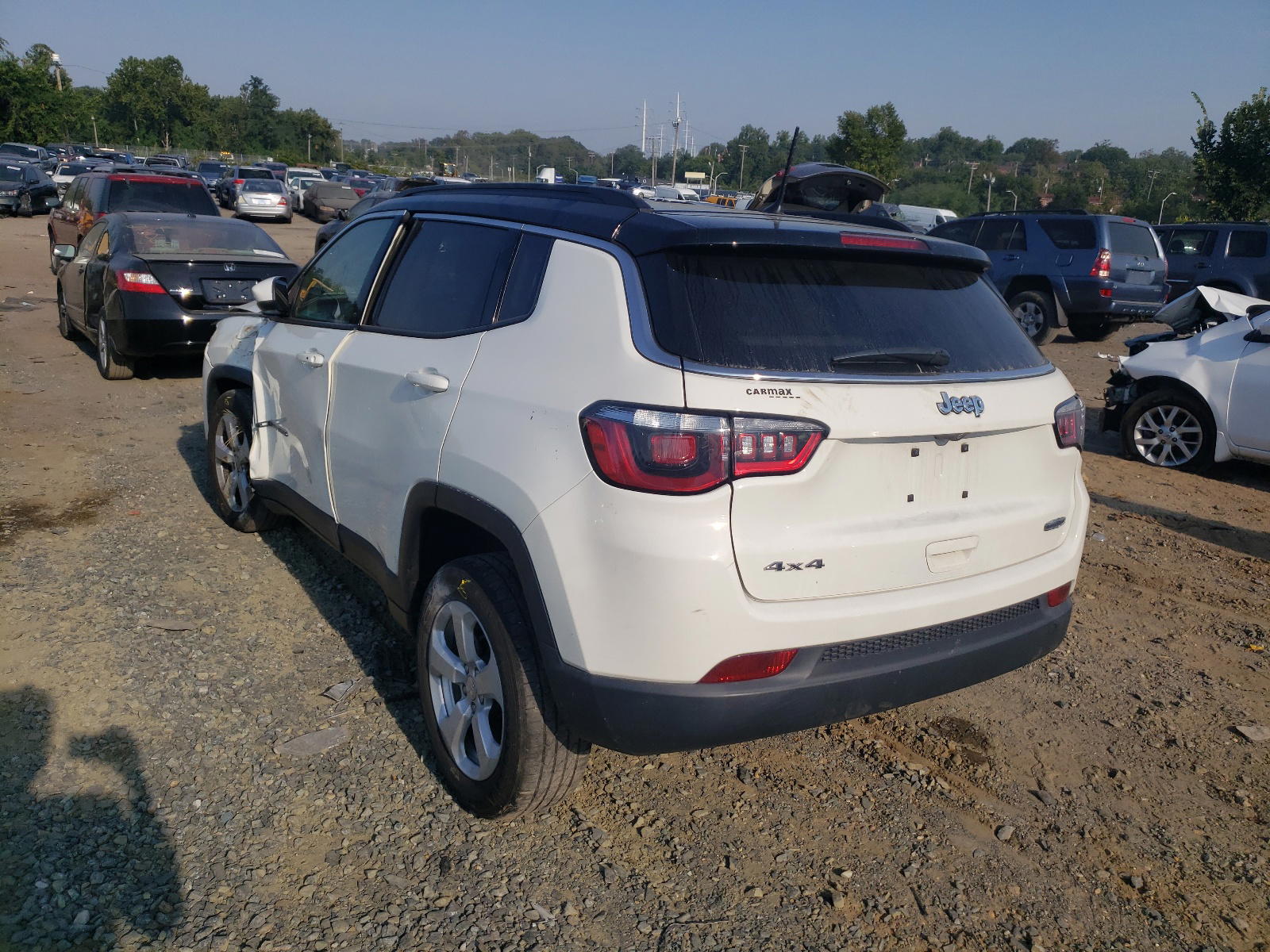 Photo 3 from auction – 2018 JEEP COMPASS LA with VIN 3C4NJDBB3JT142369