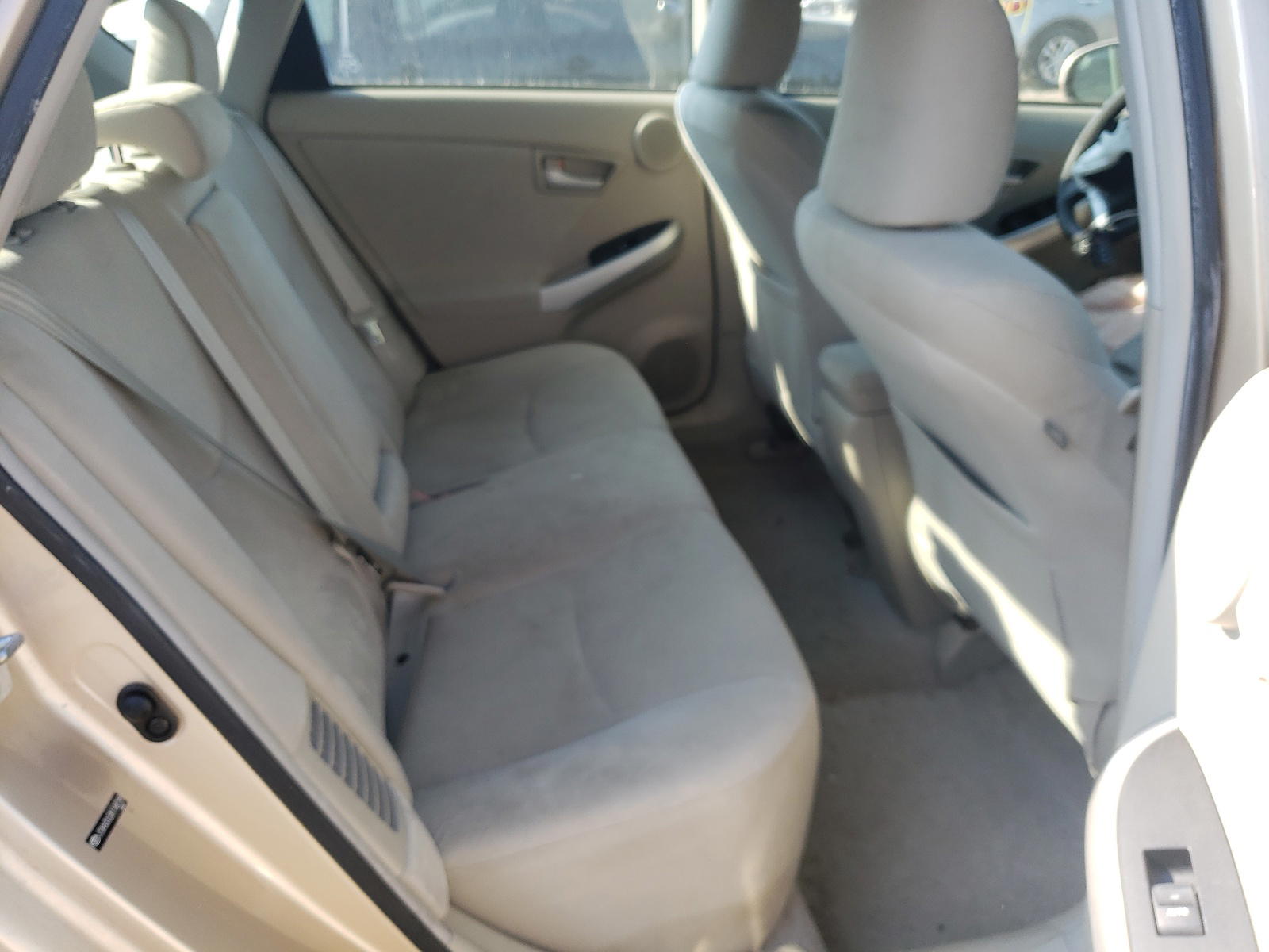 Photo 6 from auction – 2010 TOYOTA PRIUS with VIN JTDKN3DU2A1144198