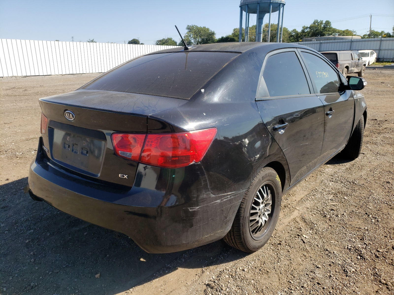 Photo 4 from auction – 2010 KIA FORTE EX with VIN KNAFU4A25A5298911