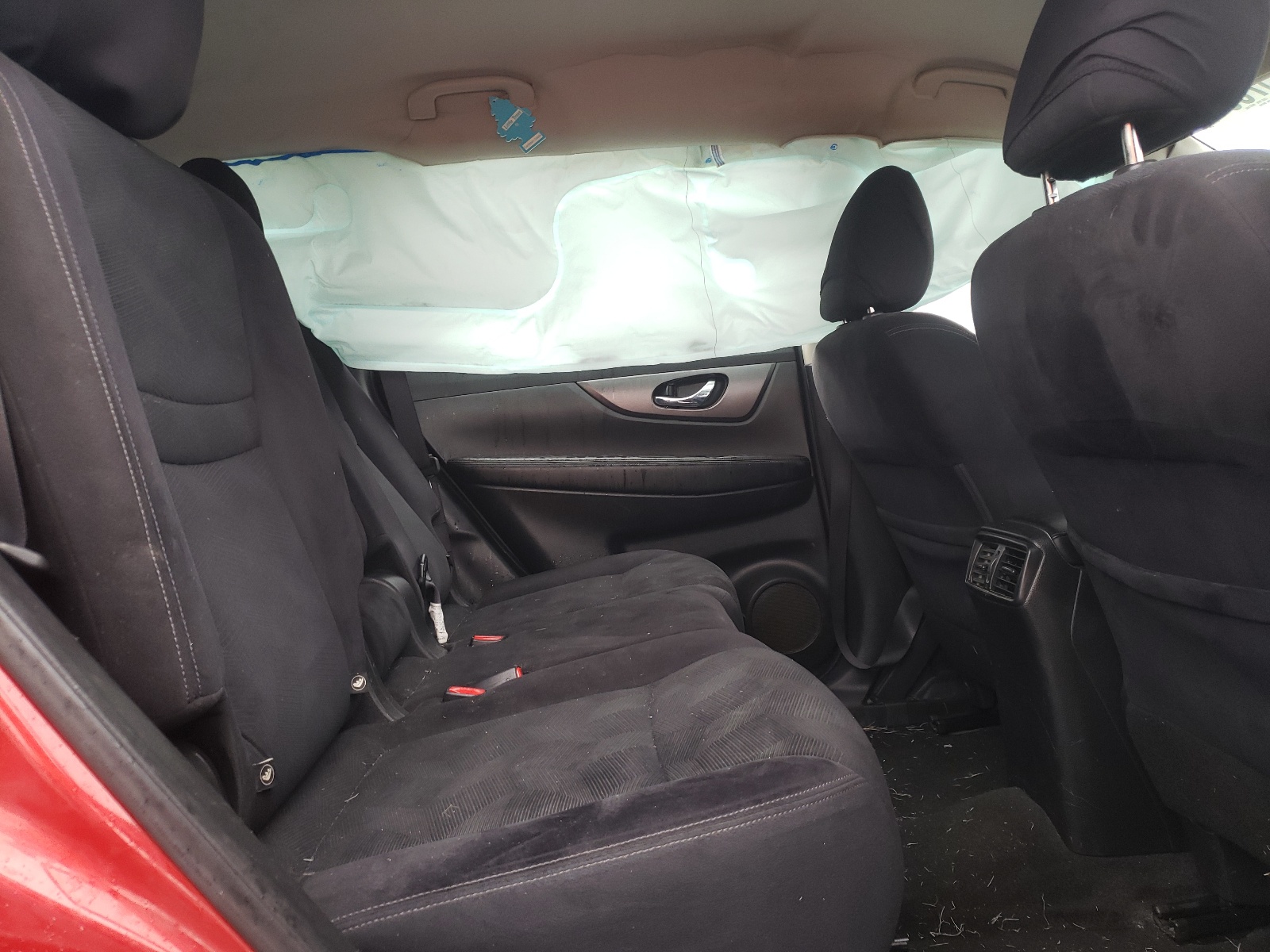 Photo 6 from auction – 2016 NISSAN ROGUE S with VIN JN8AT2MT9GW009206